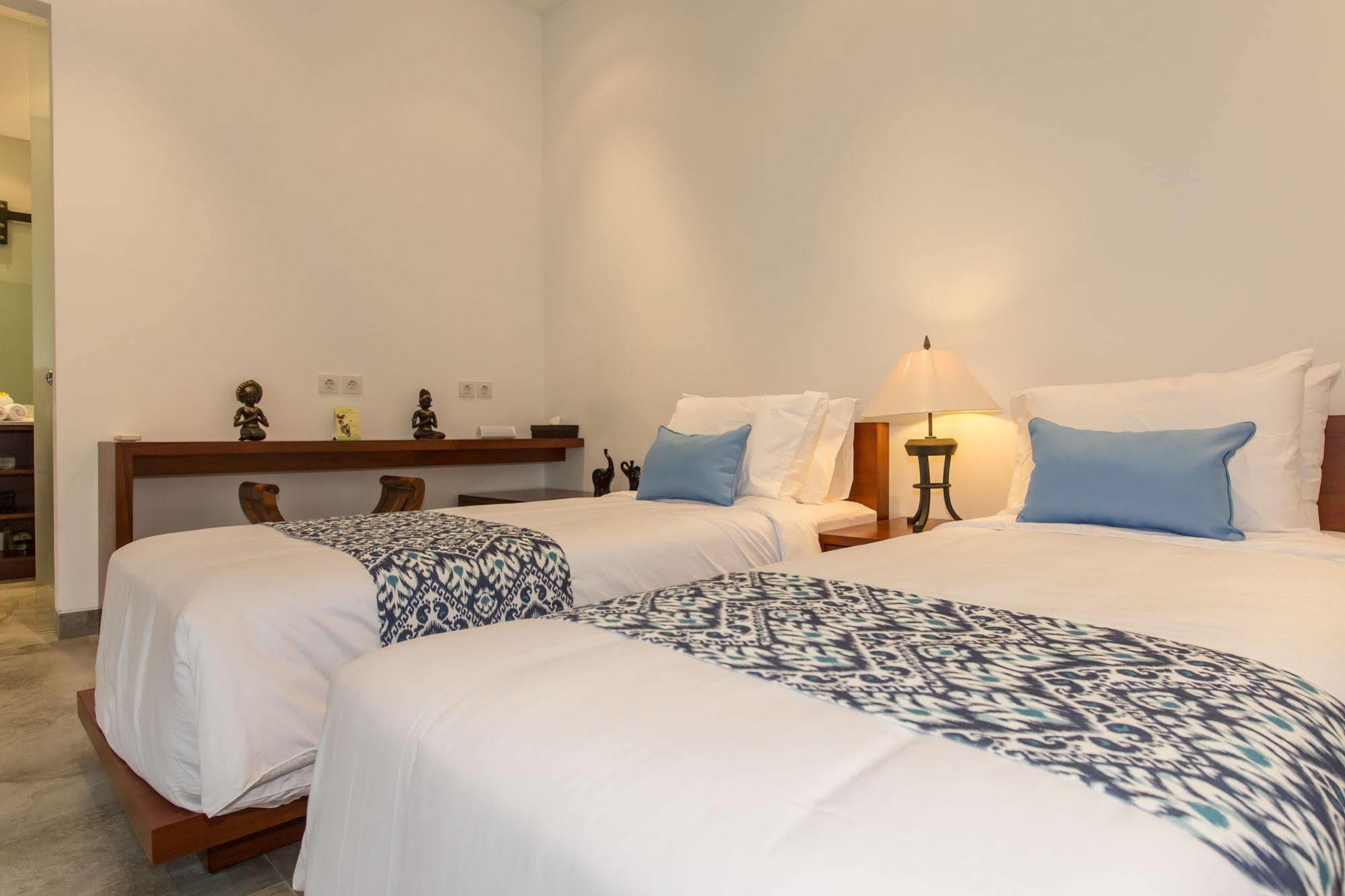 Gajah Villas Bali By Nagisa Bali Семиньяк Экстерьер фото